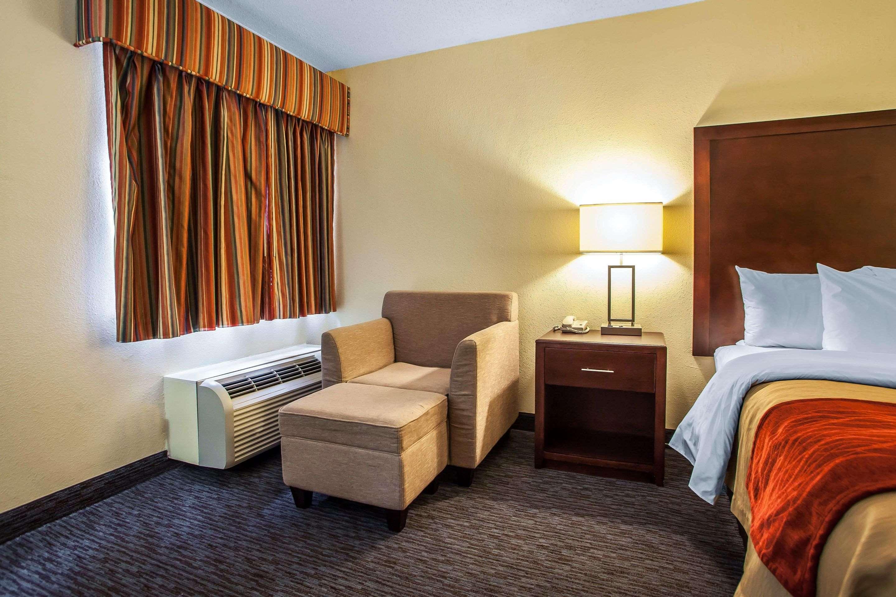 Comfort Inn Feasterville - Trevose Bagian luar foto
